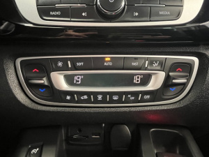 Renault Scenic Iii 1.5 Dci 110 Bose Edition Distrib Ok Scenic 108 914km