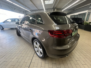 Audi A3 Sportback 1.6 Tdi 110ch Ambition A3 123 056km