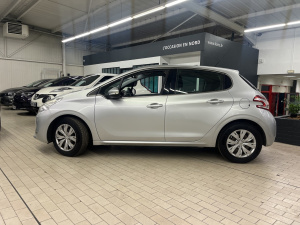 Peugeot 208 1.4 Hdi 68ch Active + Radar Et Clim Auto 208 95 745km