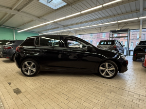 Peugeot 308 Phase Ii 1.5 Bluehdi 130ch Active 308 108 419km